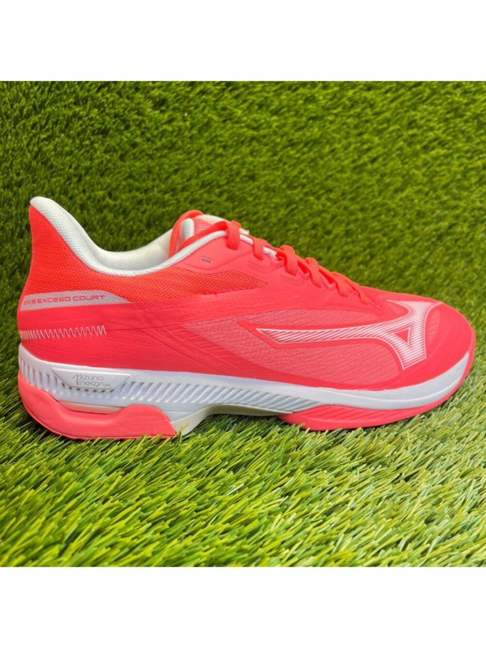 Mizuno Wave Exceed Court AC Womens Size 8 Pink Running Tennis Shoes Sneakers